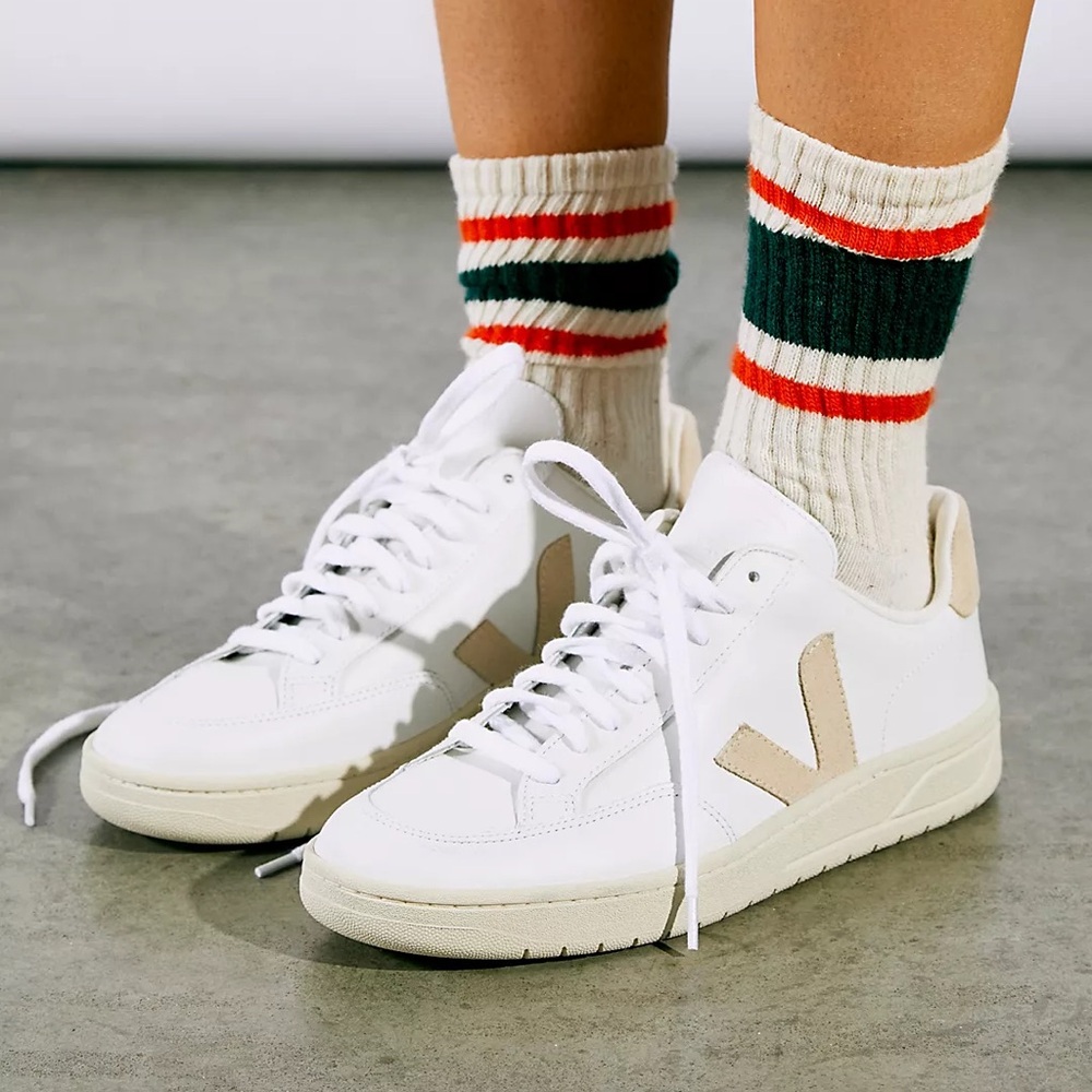 Free People X VEJA V-12 Sneakers in extra white / sable size 8 1/2